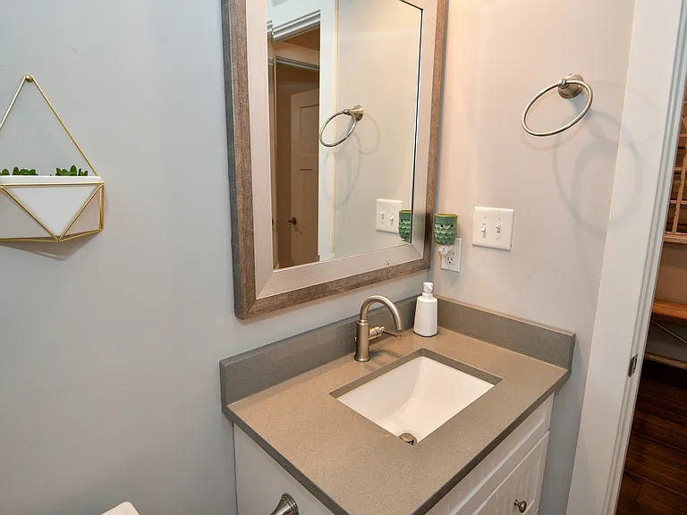 1426 Olive St — Photo 22