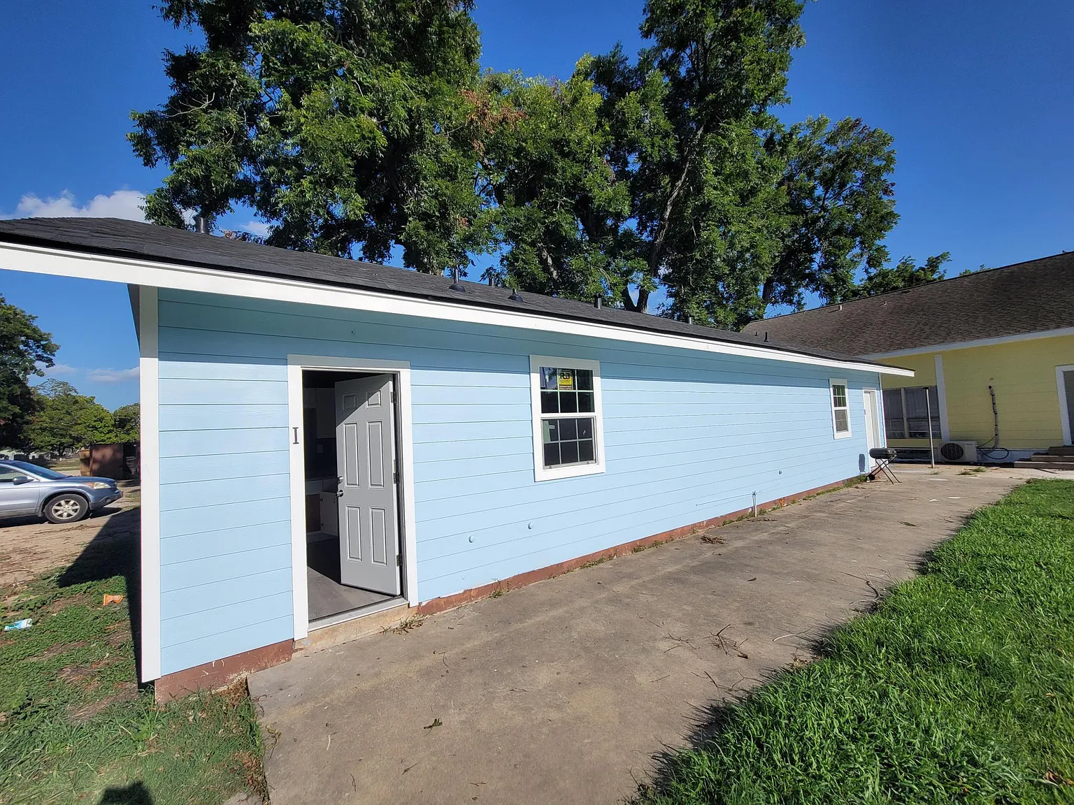 513 E Caney St — Photo 4