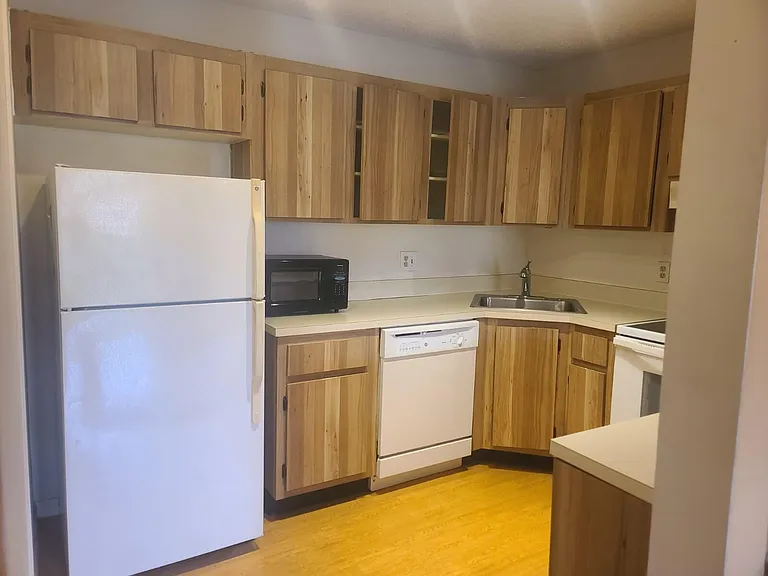 317 Knotty Pine Cir #A-2 — Photo 9