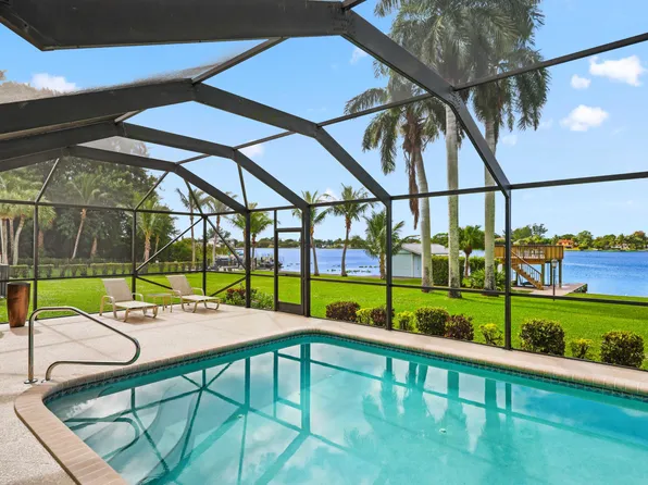 2097 Circle Place Drive, Lake Worth, FL 33462