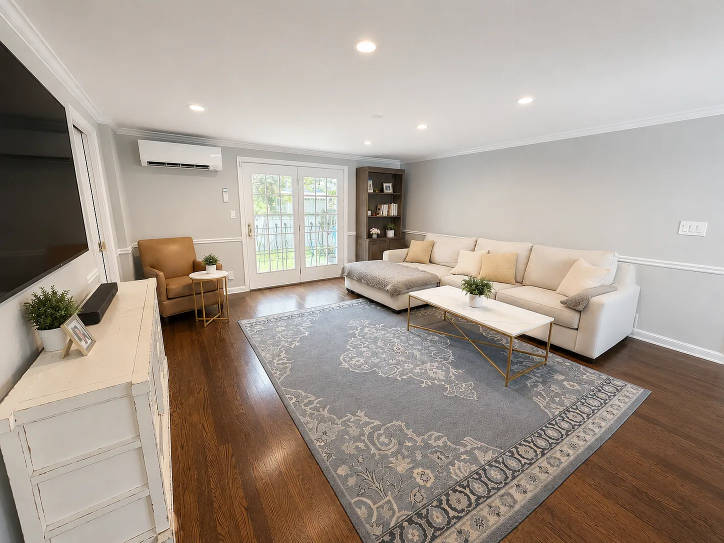 4 bed, 3231 sqft, $9,000 — Photo 4