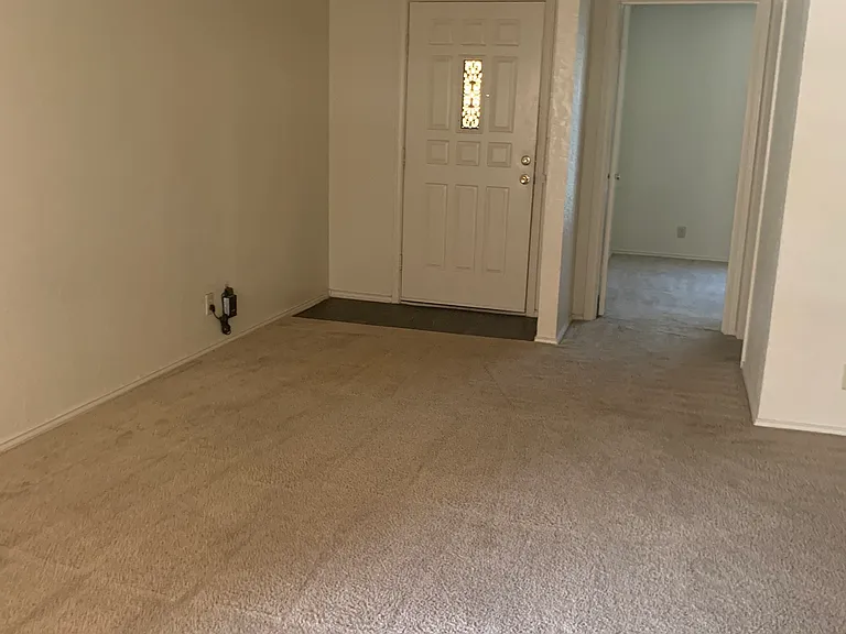 2612 Bolivar St — Photo 11