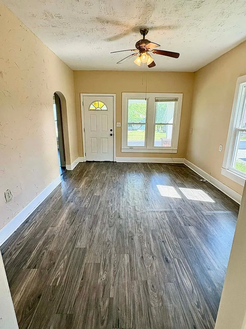 Spacious Home for Rent! — Photo 3