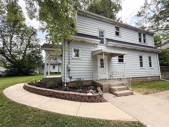 2nd image of 1601 5th St