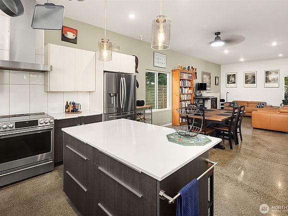 4th image of 2602 S Ferdinand Street