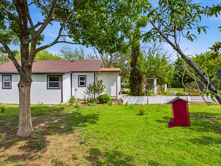 2543 County Road 332 — Photo 24