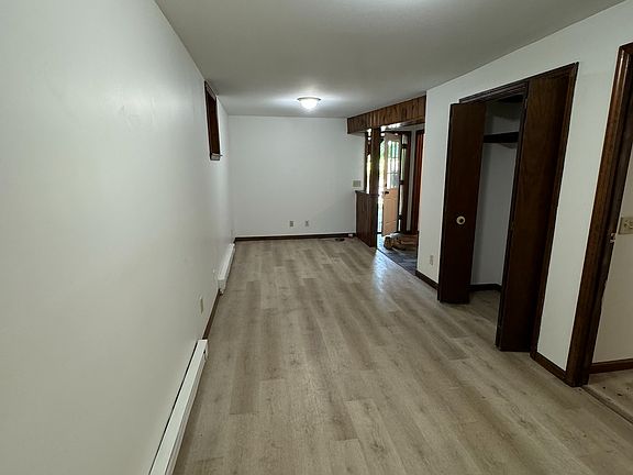 4th image of 297 8th St #3