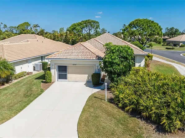 8390 Parkside Dr, Englewood, FL 34224