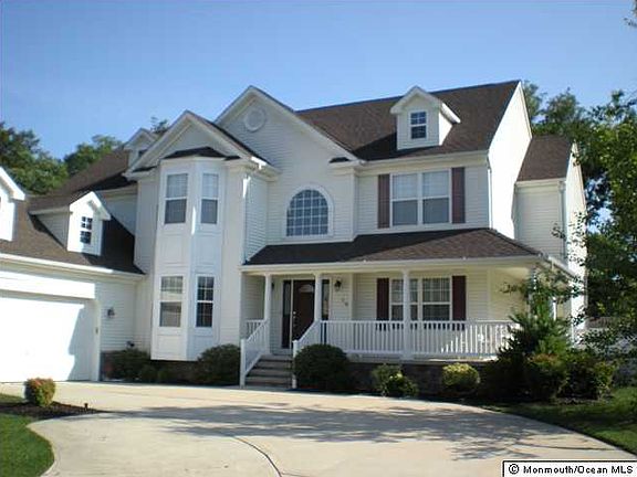 2nd image of 40 Hill Top Dr