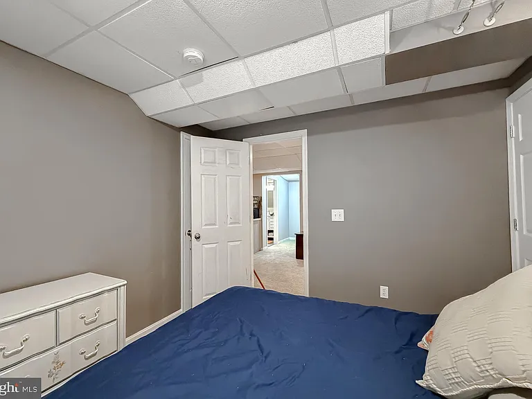 23118 Silverberry Way — Photo 48