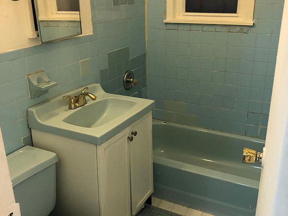 4th image of 108-07 160th St Floor 2