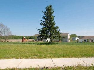 537 Water Tower Dr, Marshall, WI 53559