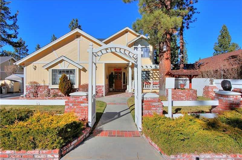 1st image of 42734 Edelweiss Dr