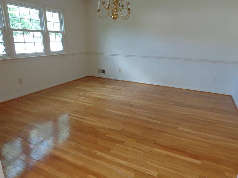 8126 Dunsinane Ct — Photo 4