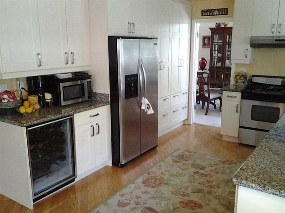 4th image of 708 Mistral Ct