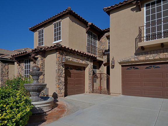 3rd image of 880 E Canyon Way