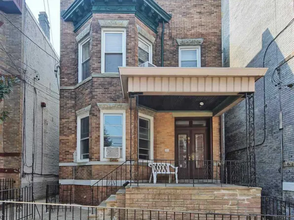 91 Clifton Ter, Weehawken, NJ 07086