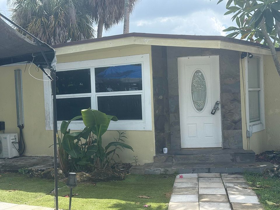 1st image of 192 Caroline Dr
