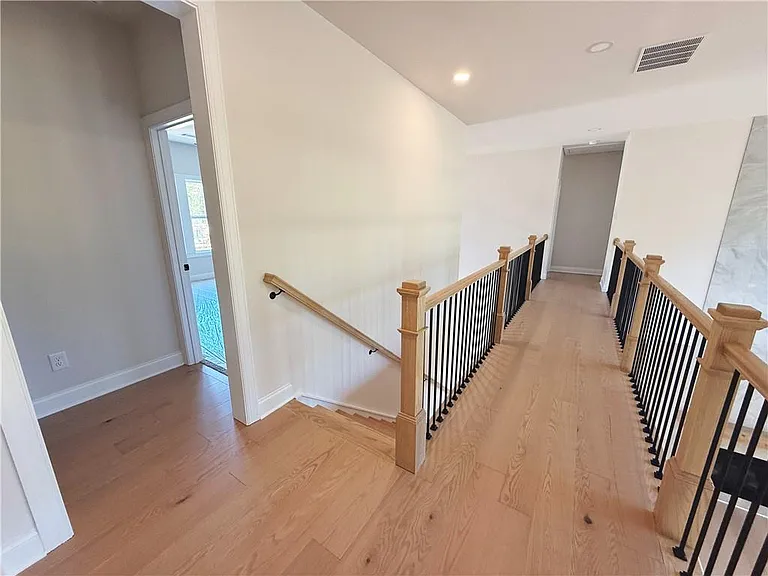 2450 Colliers Ln — Photo 54