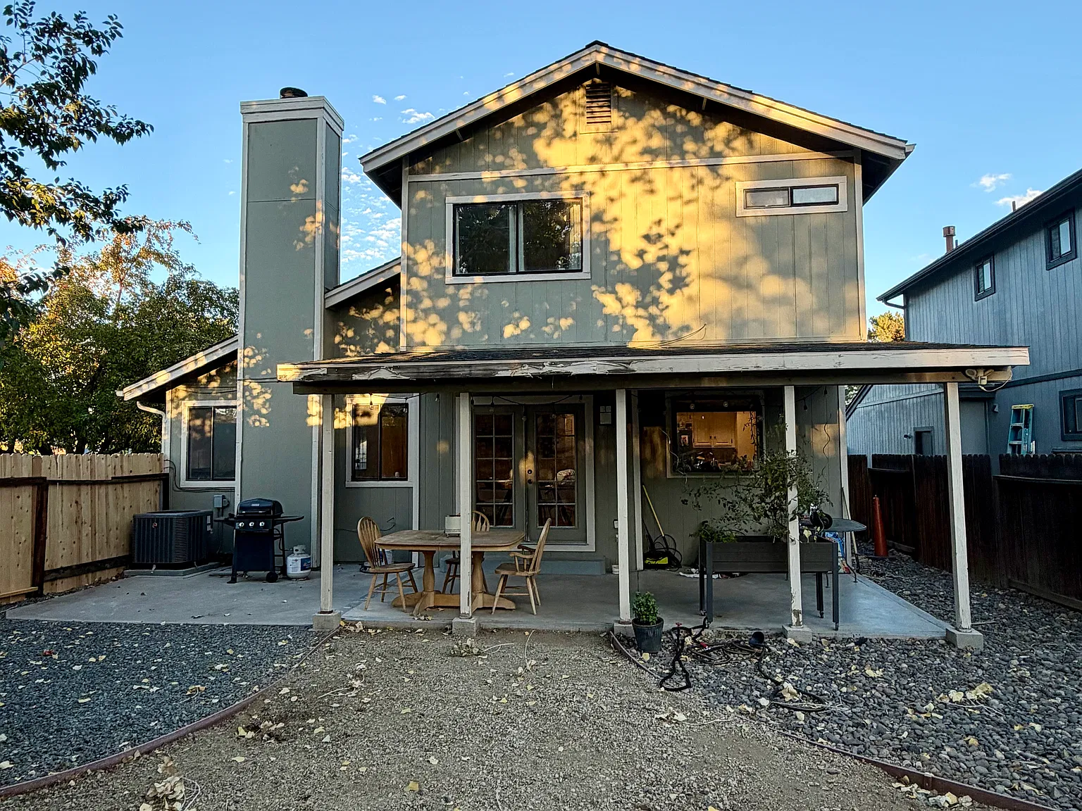 2424 Melody Ln — Photo 4