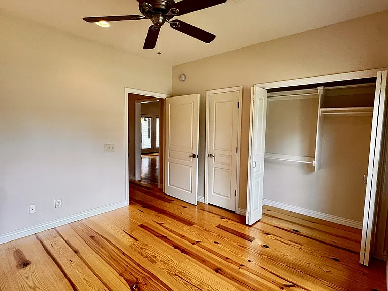 723 Lakeview Dr — Photo 23
