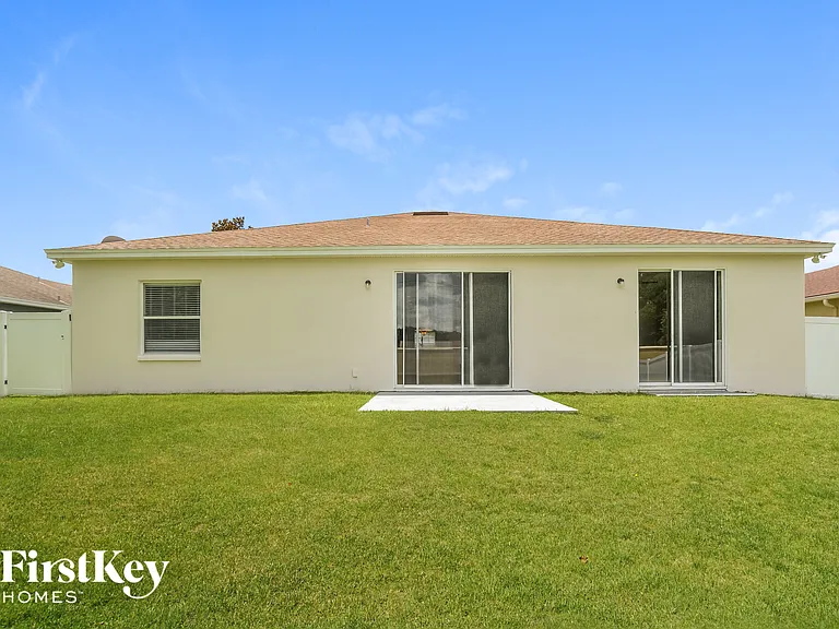 1397 Normandy Heights Cir — Photo 15