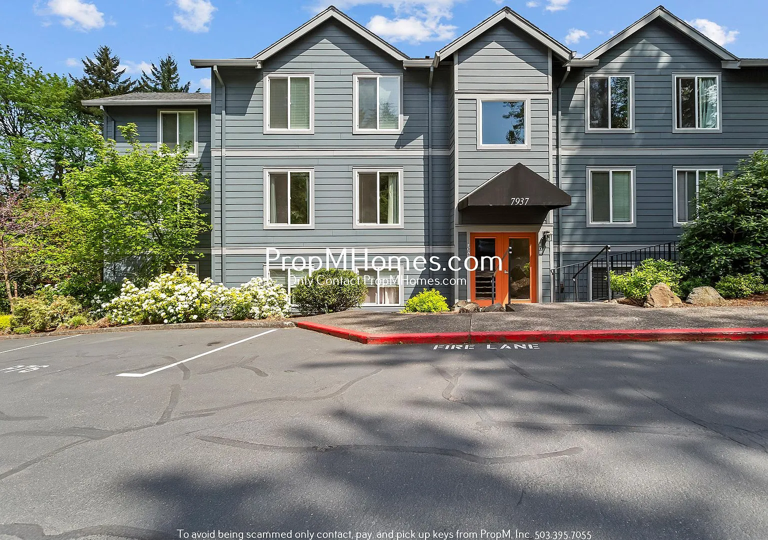 Beautifully Updated Condo in Multnomah Village - 3 Bedrooms! — Photo 1