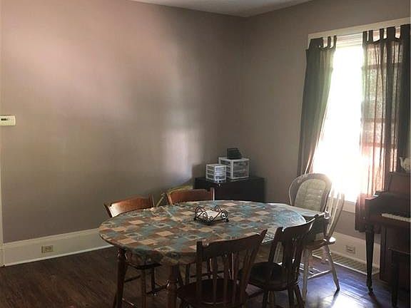 3rd image of 1506 Newman Ave