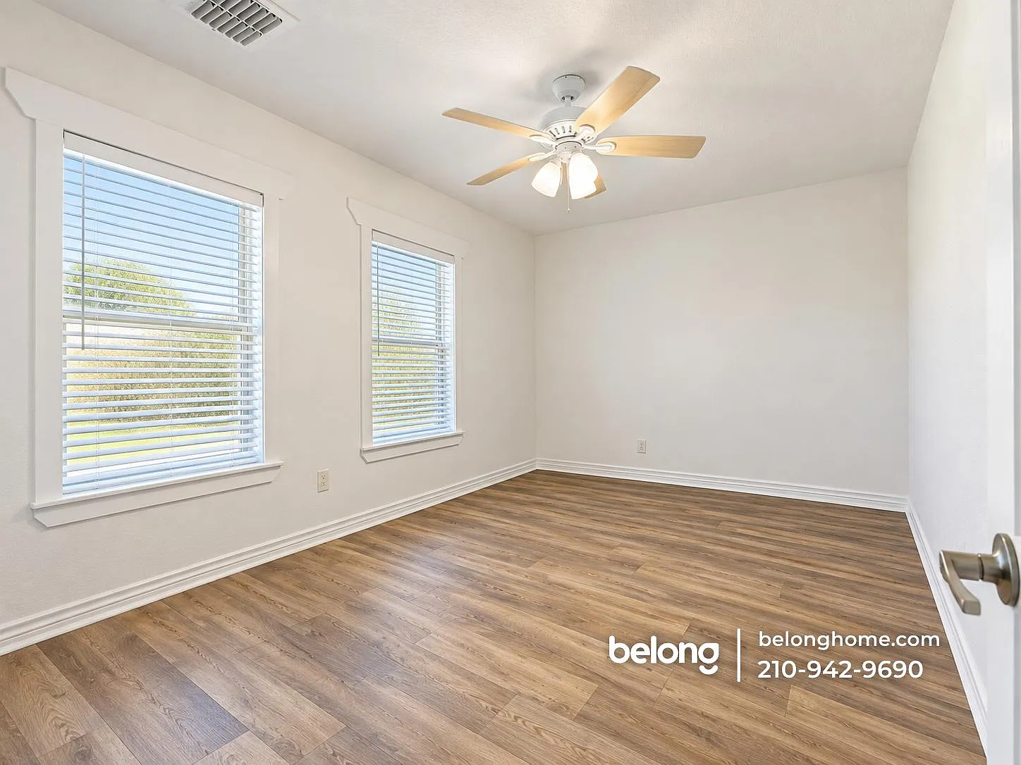 3 bed, 3.0 bath, 1724 sqft, $2,275 — Photo 4