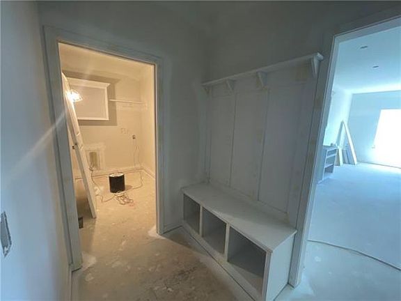 5th image of 4715 NE 84th Ter