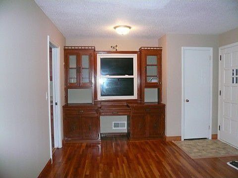 livingroomangle2