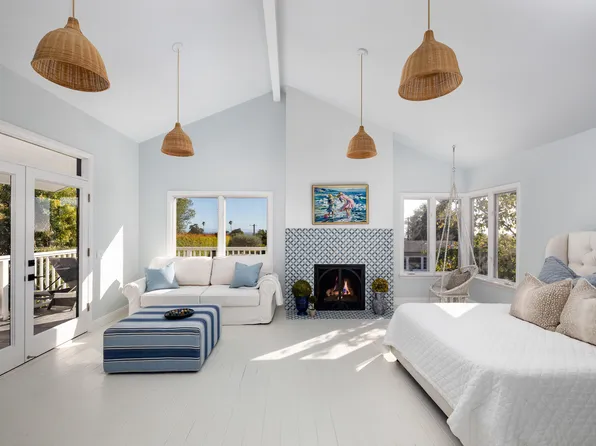 31 Cedar Ln, Santa Barbara, CA 93108