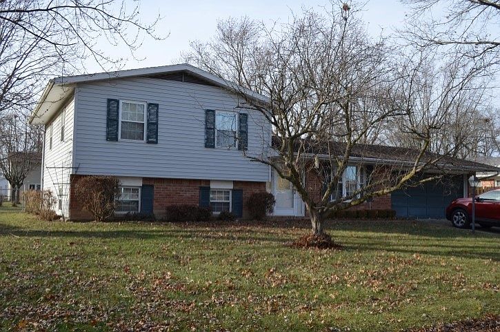 1st image of 40 Elm Ct