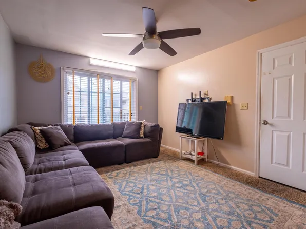 88 West 21st Street image 17 of 19