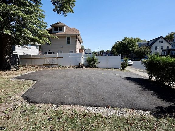 4th image of 6 Stanley Rd
