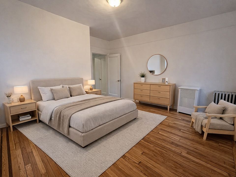 2nd image of 2085 Morris Ave #4