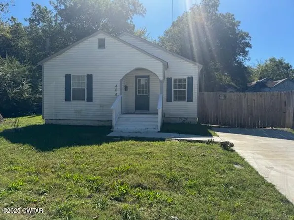 404 E 4th St, Trenton, TN 38382