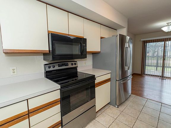 4th image of 1326 Freda Dr APT D