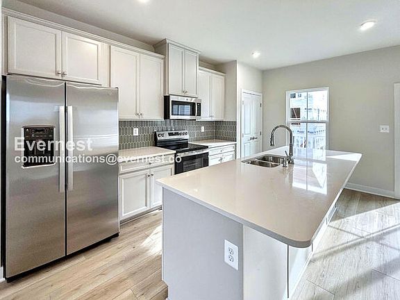 2nd image of 4539 Camfield Ln