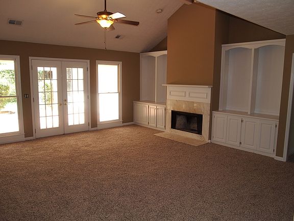 Vaulted Greatroom View 2