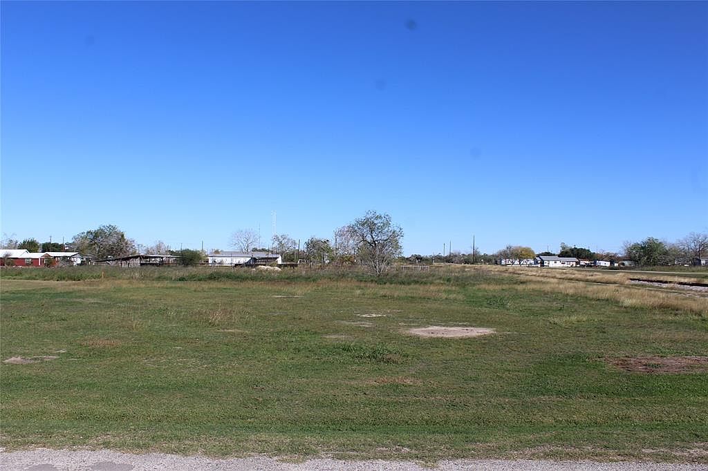 Cotton St, Goliad, TX 77963 MLS 21808650 Zillow