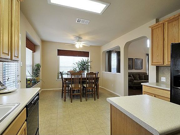 4th image of 3104 Belgrave Falls Ln