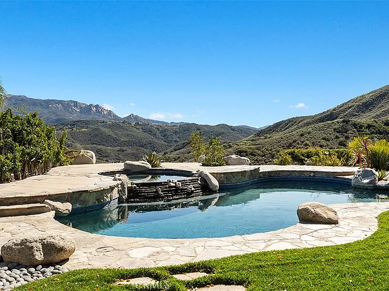 24920 Paseo Del Rancho — Photo 12
