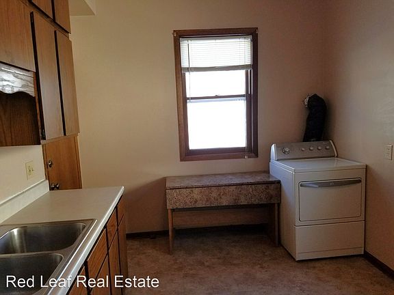5th image of 431 Mount Ida St APT 1