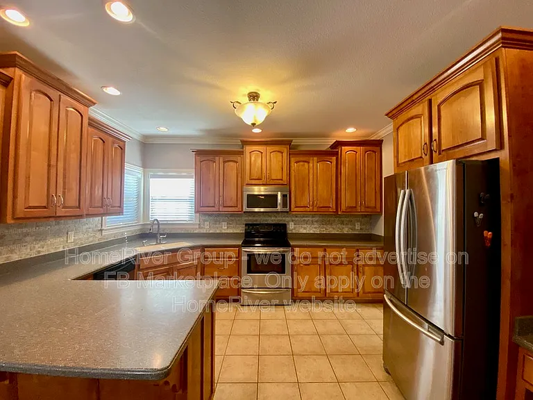 5721 Caney Ridge Cir — Photo 11