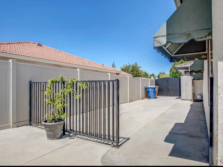 9815 Mona Lisa Ln — Photo 6