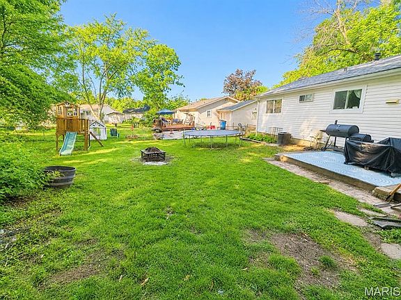 2nd image of 1454 De Porres Ln