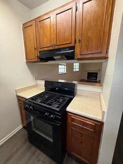 618 Mill St #B — Photo 4