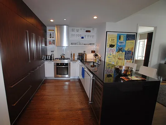 Rented by Sotheby's International Realty | media 10