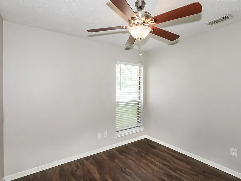 19411 Winding Branch Dr — Photo 14